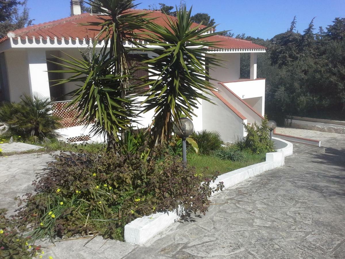 Villa Solinas سورسو المظهر الخارجي الصورة